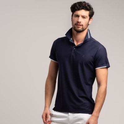 Polo uomo manica corta realizzata in tessuto tecnico operato